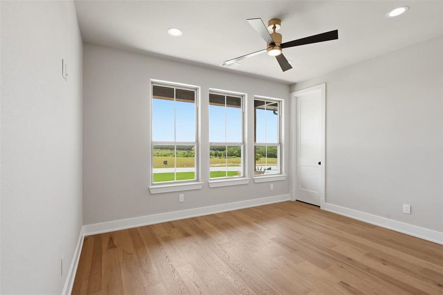 Spacious, unfurnished interior of a new home in , Granbury (Image 21).