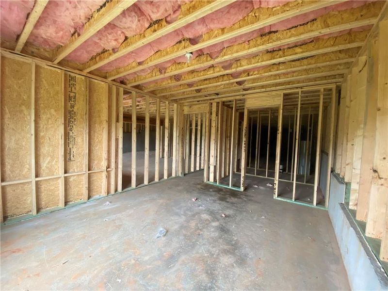 Spacious, unfurnished interior of a new home in , Jefferson (Image 22).