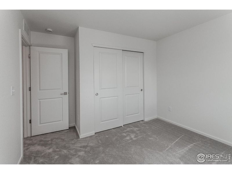 Spacious, unfurnished interior of a new home in , Timnath (Image 25).