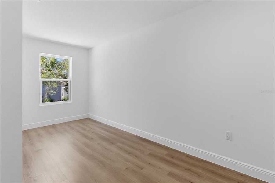 Spacious, unfurnished interior of a new home in , Altamonte Springs (Image 18).