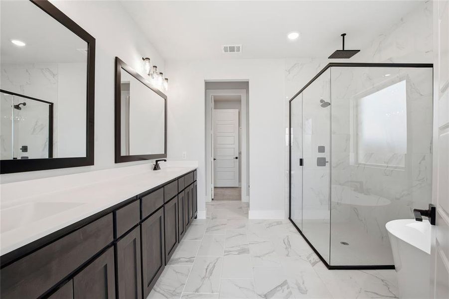 Furnished interior view inside a new home in Talon Hills, Fort Worth (Image 9).