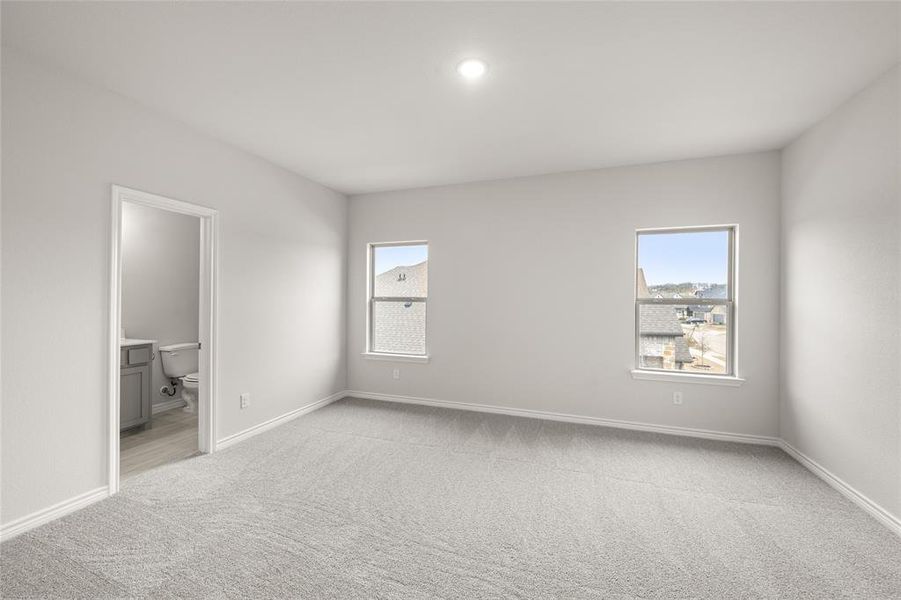 Spacious, unfurnished interior of a new home in Hidden Vistas, Burleson (Image 28). Spacious, unfurnished interior of a new home in Hidden Vistas, Burleson (Image 28).