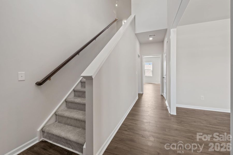 Spacious, unfurnished interior of a new home in McFarland Estates, York (Image 11).