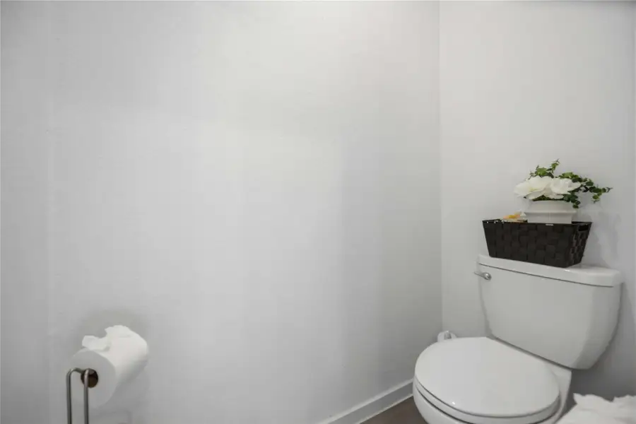 Master Bathroom / Private Toilet Area Master Bathroom / Private Toilet Area