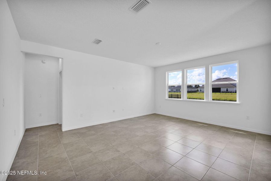 Spacious, unfurnished interior of a new home in Hyland Trail, Green Cove Springs (Image 9). Spacious, unfurnished interior of a new home in Hyland Trail, Green Cove Springs (Image 9).