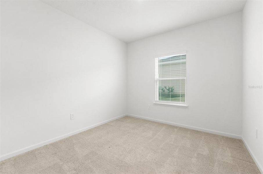 Spacious, unfurnished interior of a new home in , Alachua (Image 18).