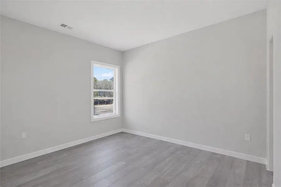 Spacious, unfurnished interior of a new home in , Fayetteville (Image 9).