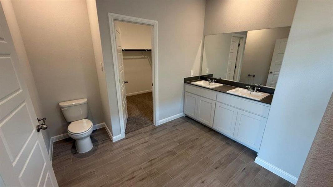 Furnished interior view inside a new home in Saratoga, Granbury (Image 6). Furnished interior view inside a new home in Saratoga, Granbury (Image 6).