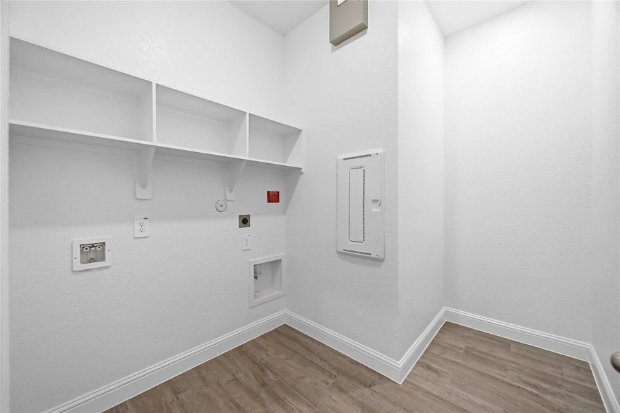 Spacious, unfurnished interior of a new home in Elyson, Katy (Image 30).
