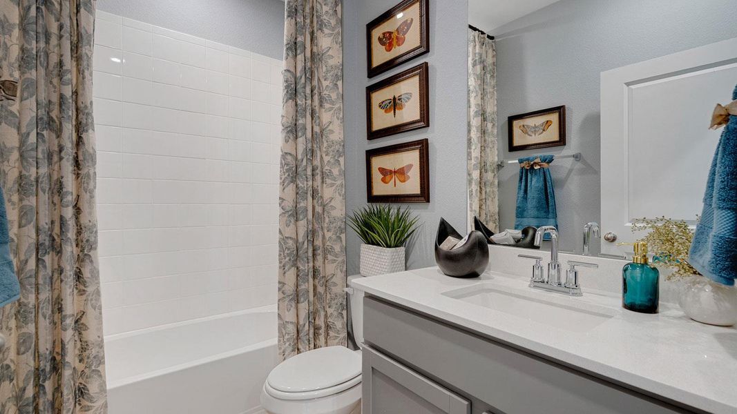 Furnished interior view inside a new home in Thunder Rock, Marble Falls (Image 10).