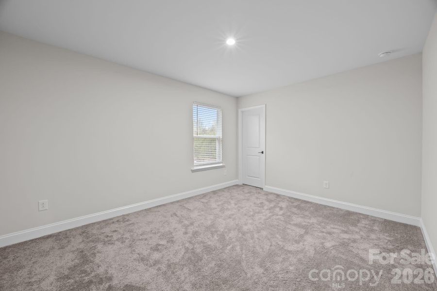 Spacious, unfurnished interior of a new home in Parkside Crossing, Charlotte (Image 38).