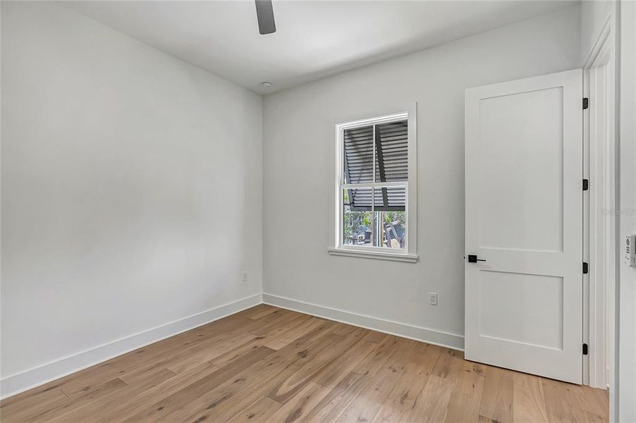 Spacious, unfurnished interior of a new home in , Tampa (Image 69).