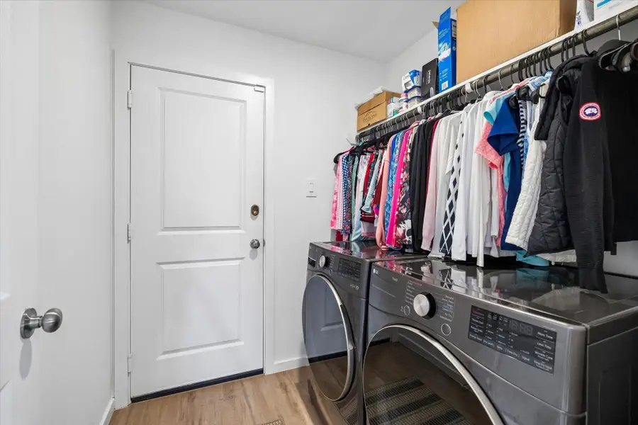 Laundry ROOM, not Laundry closet! Space to actually function in here Laundry ROOM, not Laundry closet! Space to actually function in here