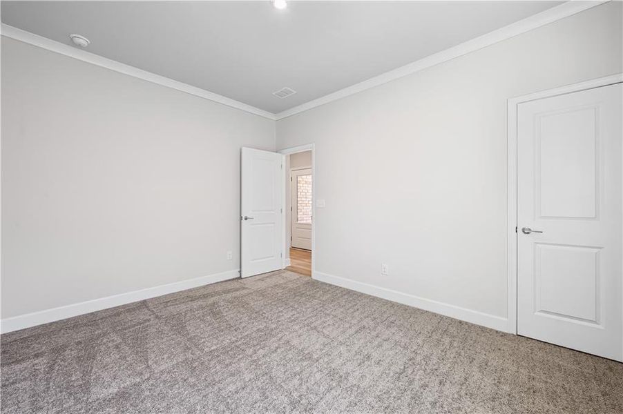 Spacious, unfurnished interior of a new home in Enclave at Parkway Village, Fairburn (Image 17).