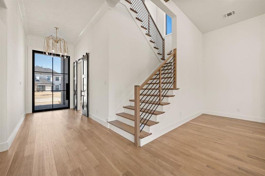 Spacious, unfurnished interior of a new home in Montclair, Prosper (Image 33).