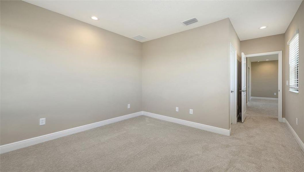 Spacious, unfurnished interior of a new home in Palm Grove, Lakewood Ranch (Image 35). Spacious, unfurnished interior of a new home in Palm Grove, Lakewood Ranch (Image 35).