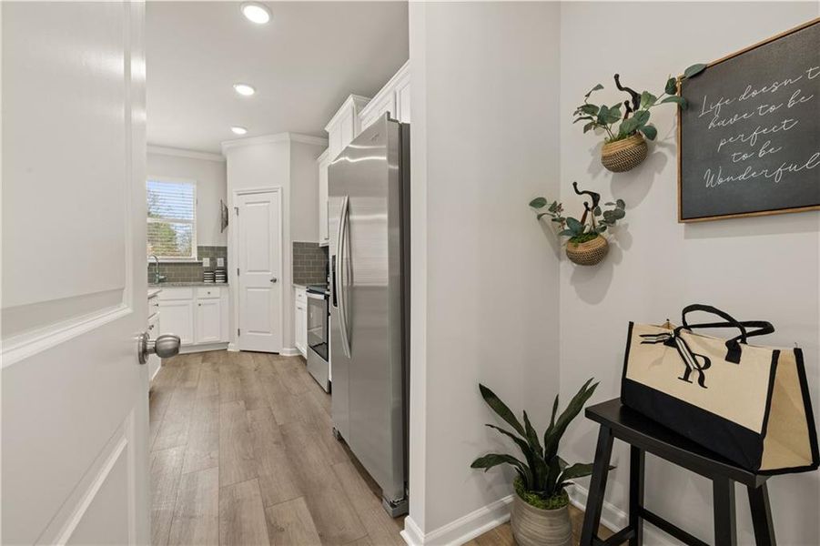 Furnished interior view inside a new home in Alcovy Village, Lawrenceville (Image 13).