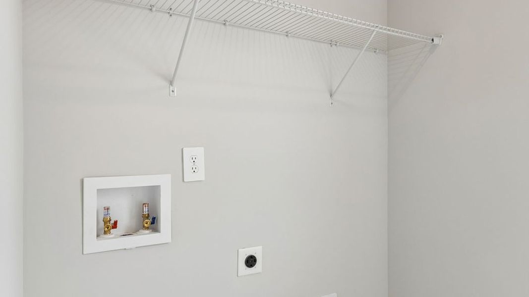 Spacious, unfurnished interior of a new home in Reserve at Hickory Ridge, Columbia (Image 52).