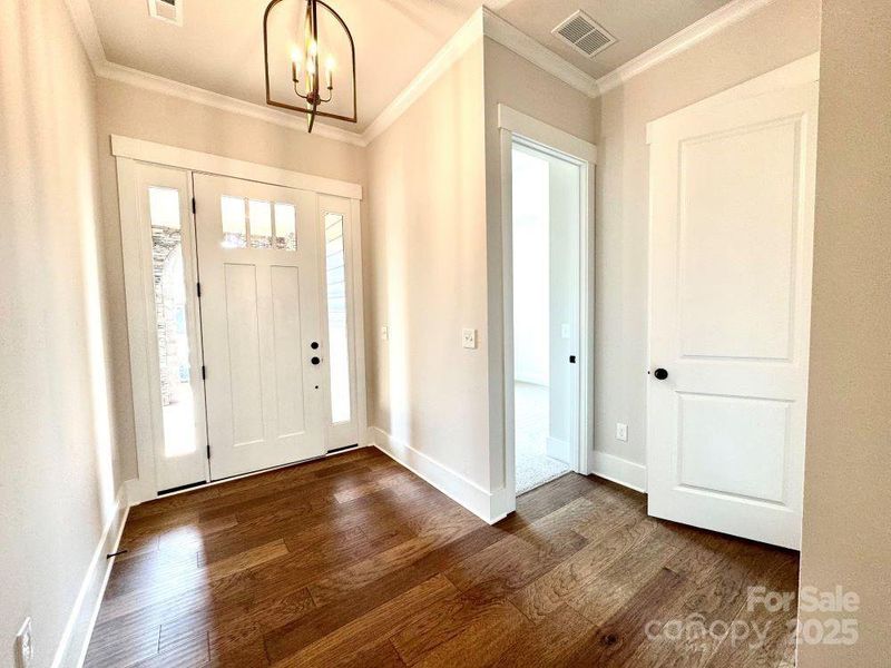 Spacious, unfurnished interior of a new home in Cumberland, Concord (Image 20).