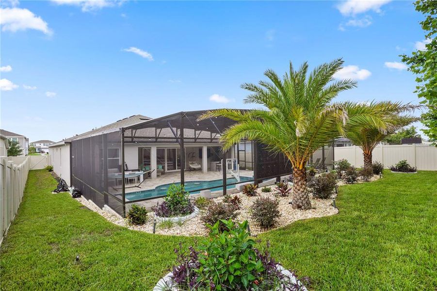 Exterior details and patio area of a home in Winding Meadows, Apopka (Image 36).