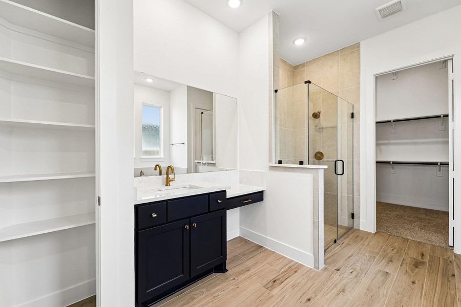 REPRESENTATIVE OF FLOOR PLAN ONLY REPRESENTATIVE OF FLOOR PLAN ONLY