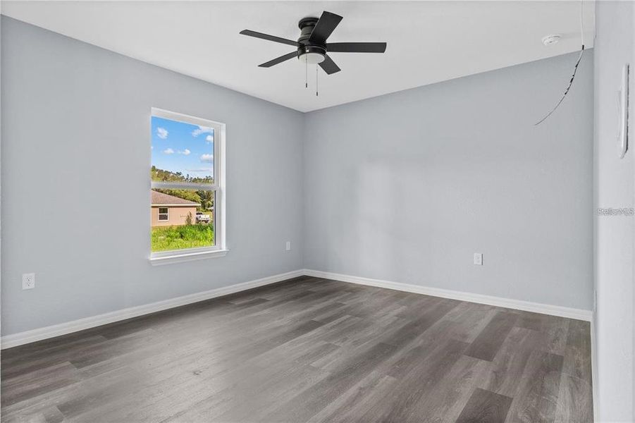 Spacious, unfurnished interior of a new home in , Ocala (Image 18).