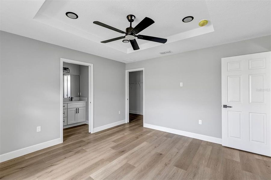 Spacious, unfurnished interior of a new home in , Dunnellon (Image 24). Spacious, unfurnished interior of a new home in , Dunnellon (Image 24).