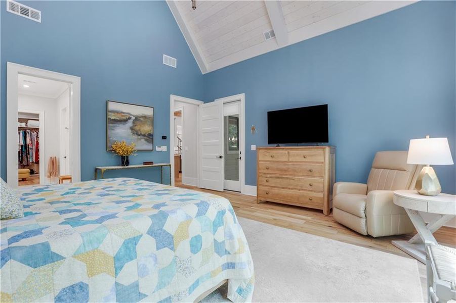 Furnished interior view inside a new home in , Dahlonega (Image 54).