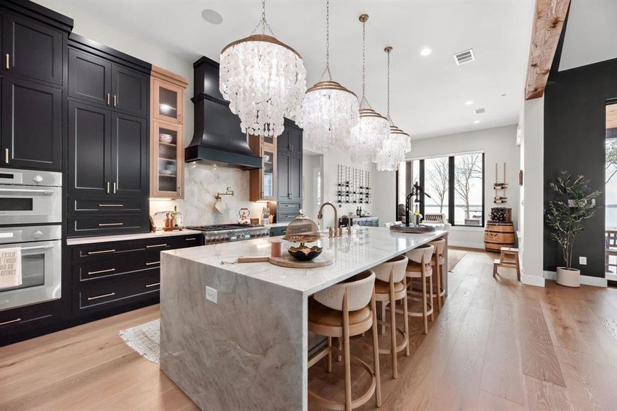 Furnished interior view inside a new home in , Corsicana (Image 6).