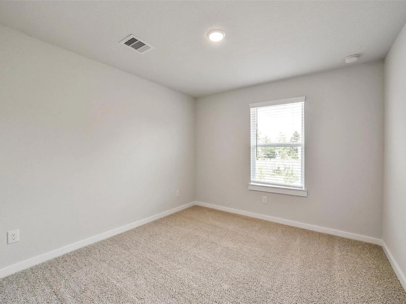 Spacious, unfurnished interior of a new home in Lakes at Black Oak, Magnolia (Image 33). Spacious, unfurnished interior of a new home in Lakes at Black Oak, Magnolia (Image 33).