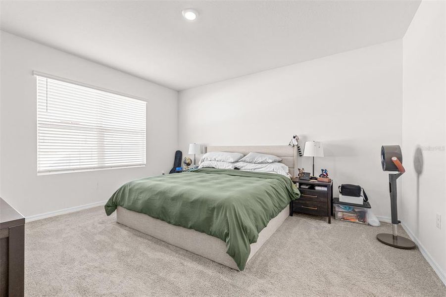 Furnished interior view inside a new home in , Bartow (Image 18).