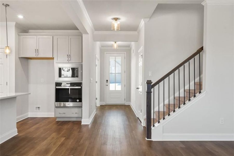 Spacious, unfurnished interior of a new home in Wehunt Meadows, Hoschton (Image 99).