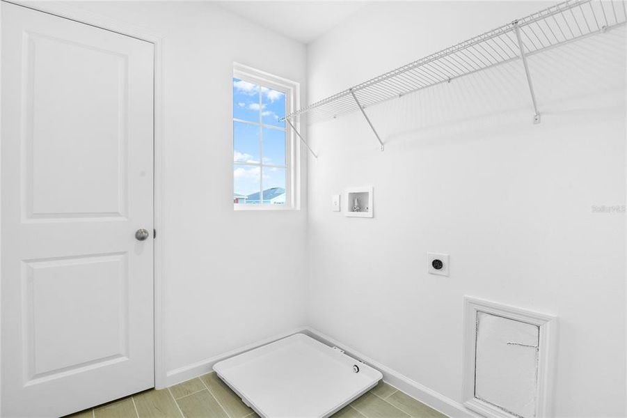 Spacious, unfurnished interior of a new home in Seasons at Scenic Terrace, Lake Hamilton (Image 17). Spacious, unfurnished interior of a new home in Seasons at Scenic Terrace, Lake Hamilton (Image 17).
