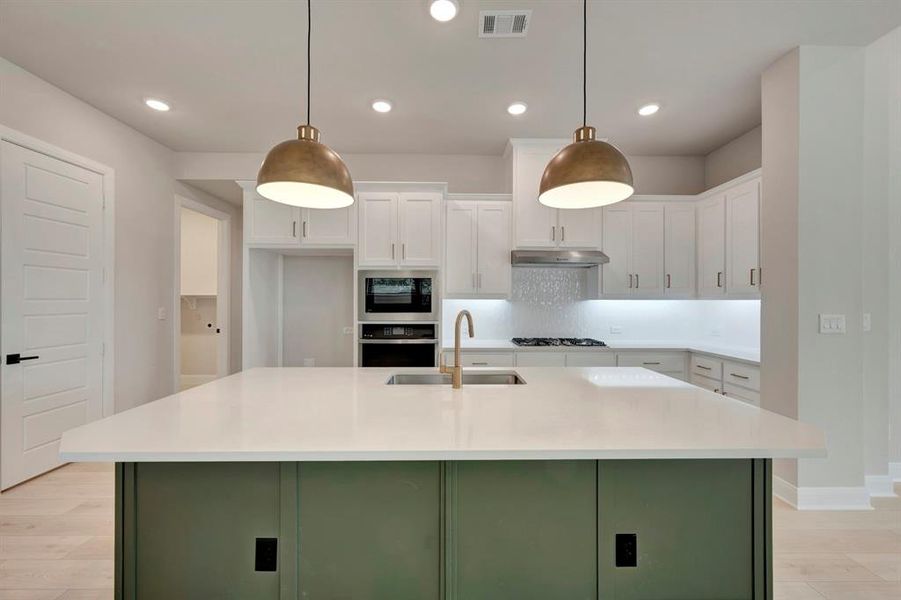 Furnished interior view inside a new home in Mantua Point Classics, Van Alstyne (Image 11). Furnished interior view inside a new home in Mantua Point Classics, Van Alstyne (Image 11).