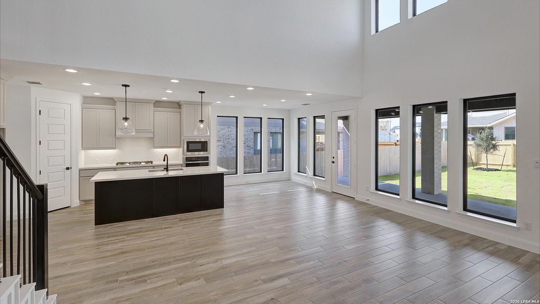 Spacious, unfurnished interior of a new home in Kallison Ranch, San Antonio (Image 19).