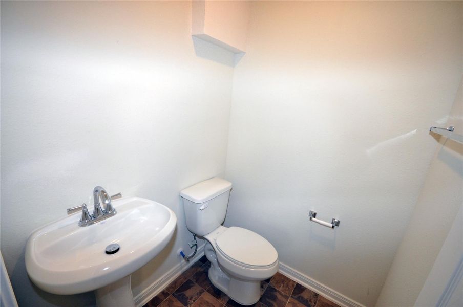 2 piece bath on first floor of garage 2