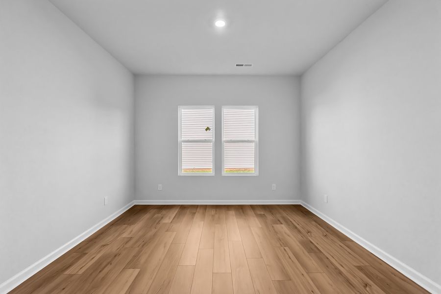 Spacious, unfurnished interior of a new home in Bell West, Kernersville (Image 26).
