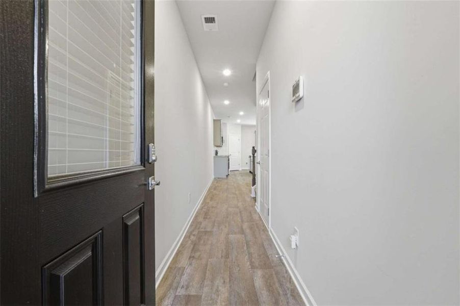 Spacious, unfurnished interior of a new home in Parkway James, Snellville (Image 24).