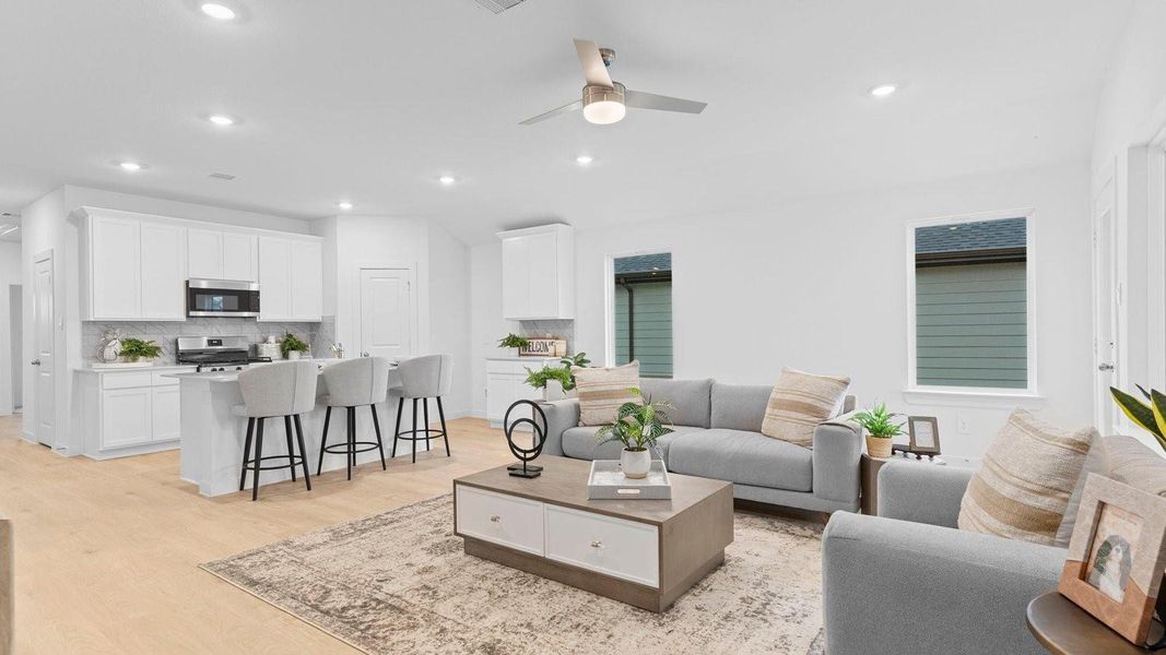 *All images, rooms measurements are approximate. All information, including pricing, is subject to change.