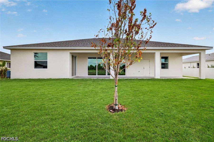 Exterior details and patio area of a home in Cape Coral, Cape Coral (Image 25).