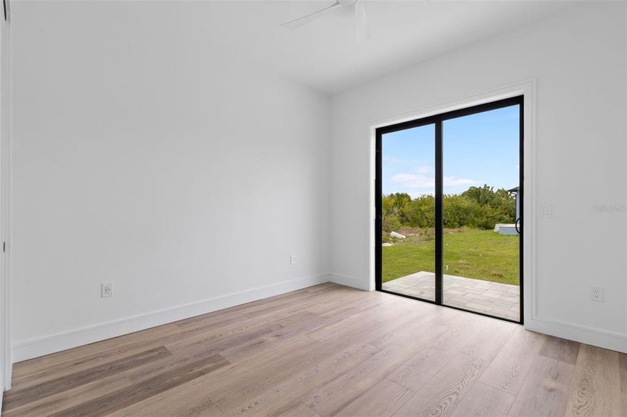 Spacious, unfurnished interior of a new home in , Port Charlotte (Image 25).