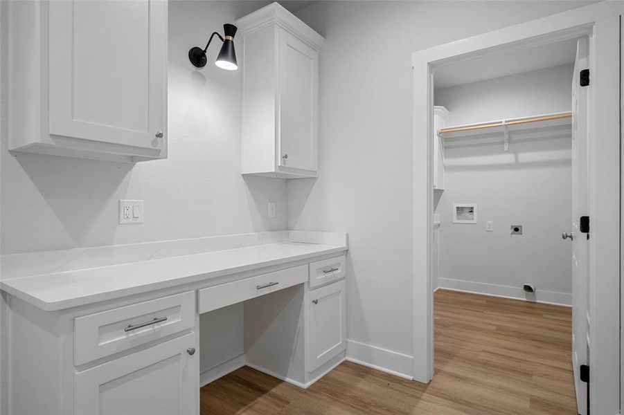 Furnished interior view inside a new home in , Bellmead (Image 10).