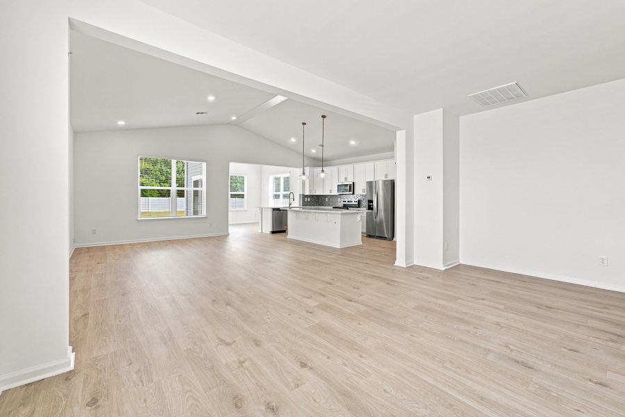 Spacious, unfurnished interior of a new home in Ambridge, Conway (Image 20).