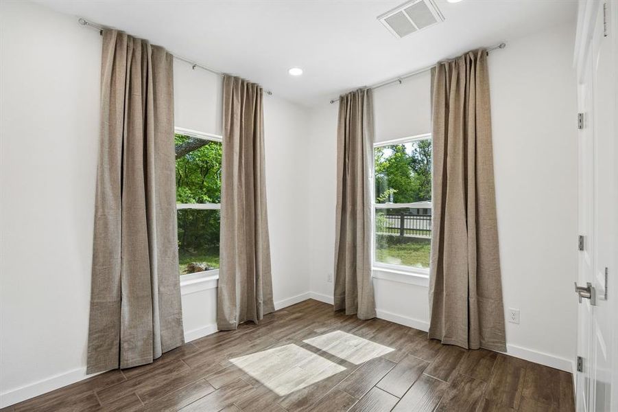 Spacious, unfurnished interior of a new home in , Canton (Image 17).