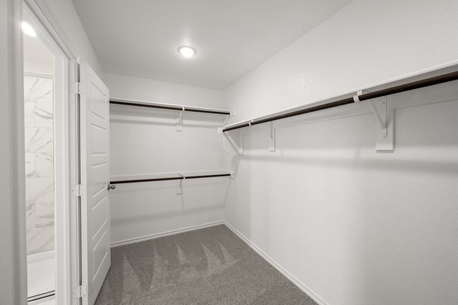 Front exterior of a new home in Myrtle Creek, Waxahachie, TX, highlighting curb appeal (Image 20).