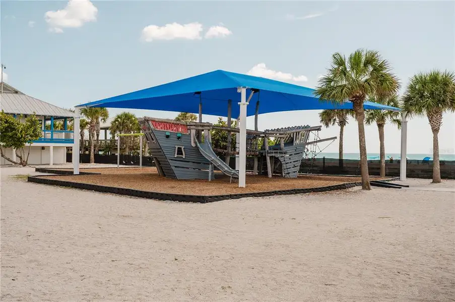 Community amenities in , North Port (Image 79).
