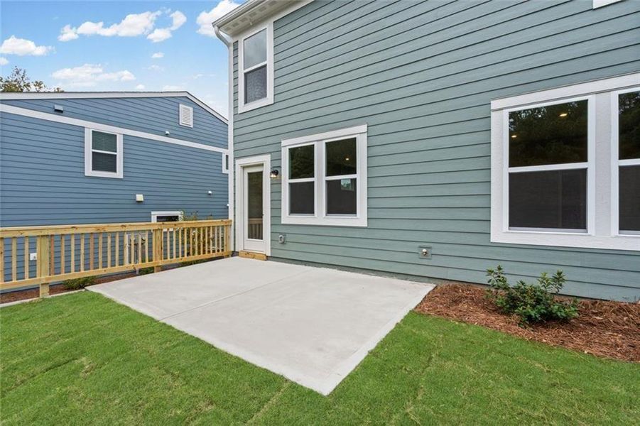 Exterior details and patio area of a home in Villas at Gold Creek, Dawsonville (Image 23).