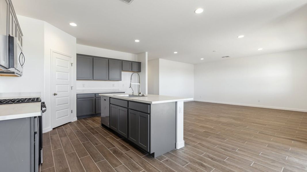 Furnished interior view inside a new home in Entrada Del Toro at Rancho Sahuarita, Sahuarita (Image 6).