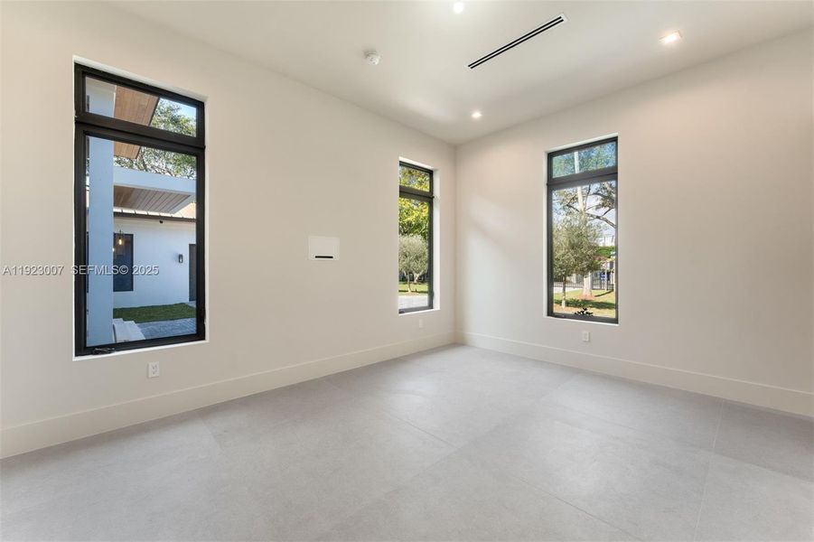 Spacious, unfurnished interior of a new home in , Pinecrest (Image 34). Spacious, unfurnished interior of a new home in , Pinecrest (Image 34).