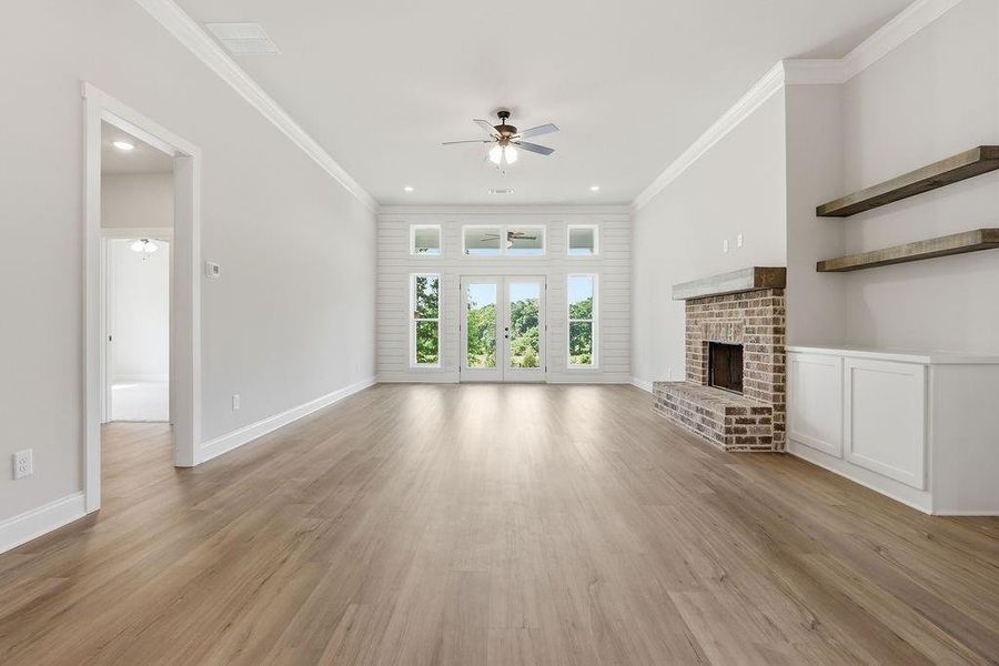 Spacious, unfurnished interior of a new home in , Monroe (Image 18).